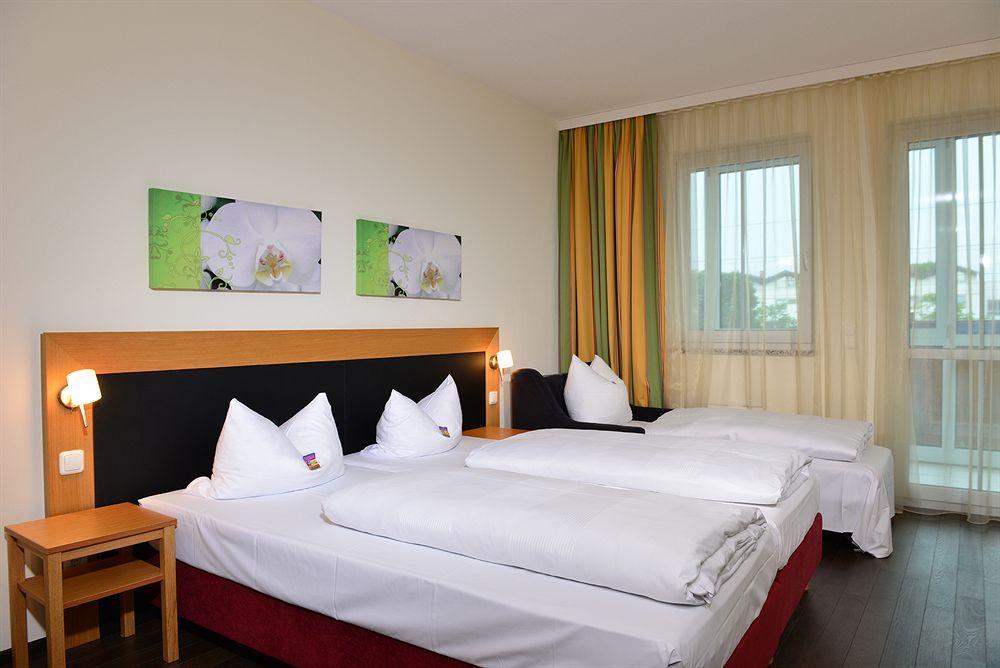Arthotel Ana Gallery Vaterstetten Exterior photo
